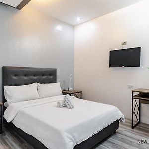 New Kong'S Hotel